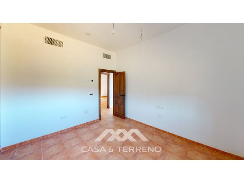 4 soveværelse Villa til salg i Colmenar - € 299.999 (Ref: 7666049)