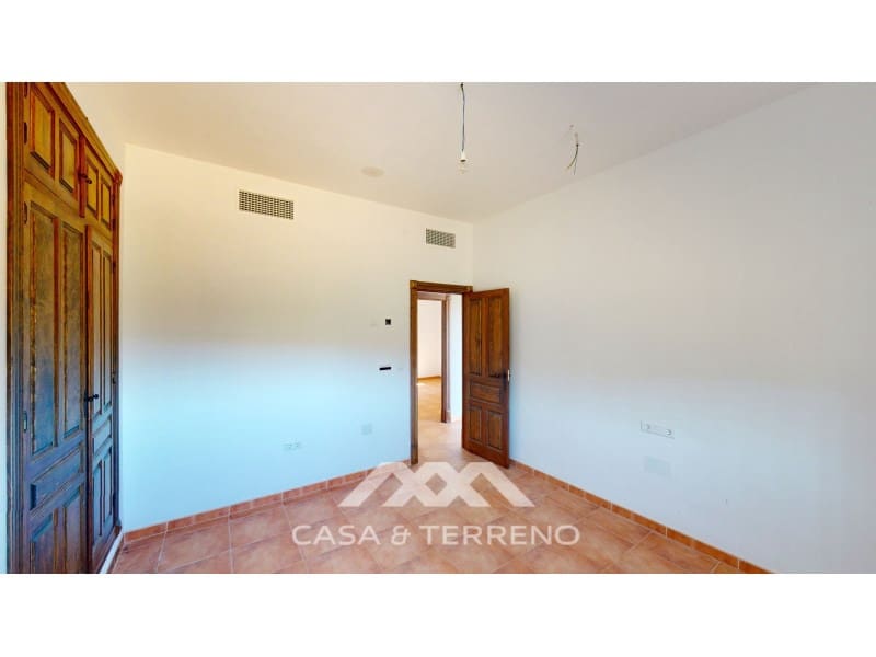 4 soveværelse Villa til salg i Colmenar - € 299.999 (Ref: 7666049)