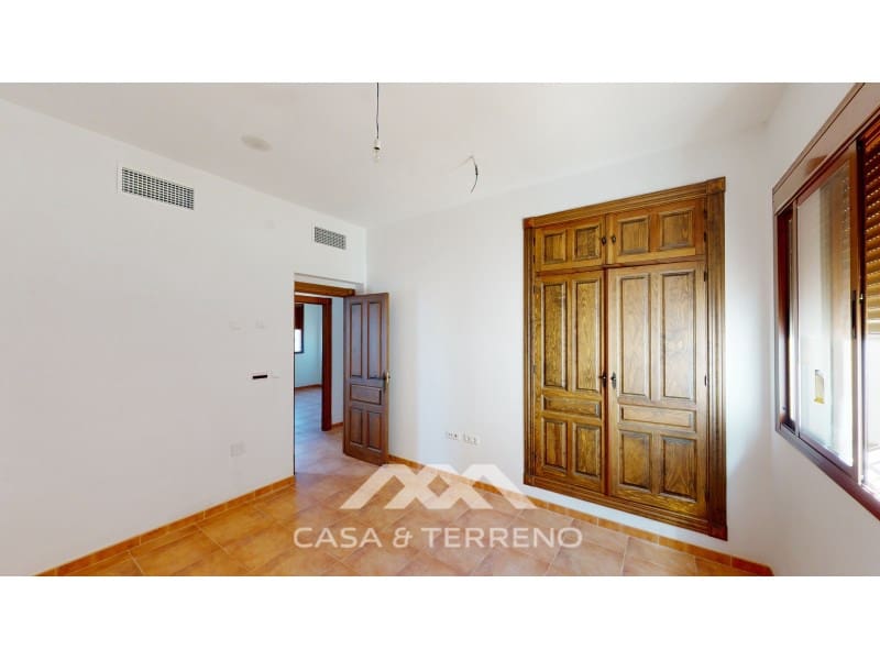 4 soveværelse Villa til salg i Colmenar - € 299.999 (Ref: 7666049)