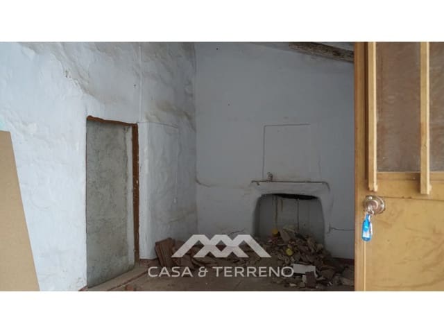 2 bedroom Townhouse for sale in Canillas de Aceituno - € 29,000 (Ref: 7684118)