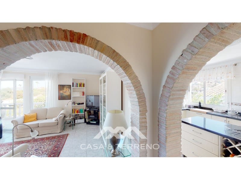 3 camera da letto Villa in vendita in Caleta de Velez con piscina - 390.000 € (Rif: 7775872)