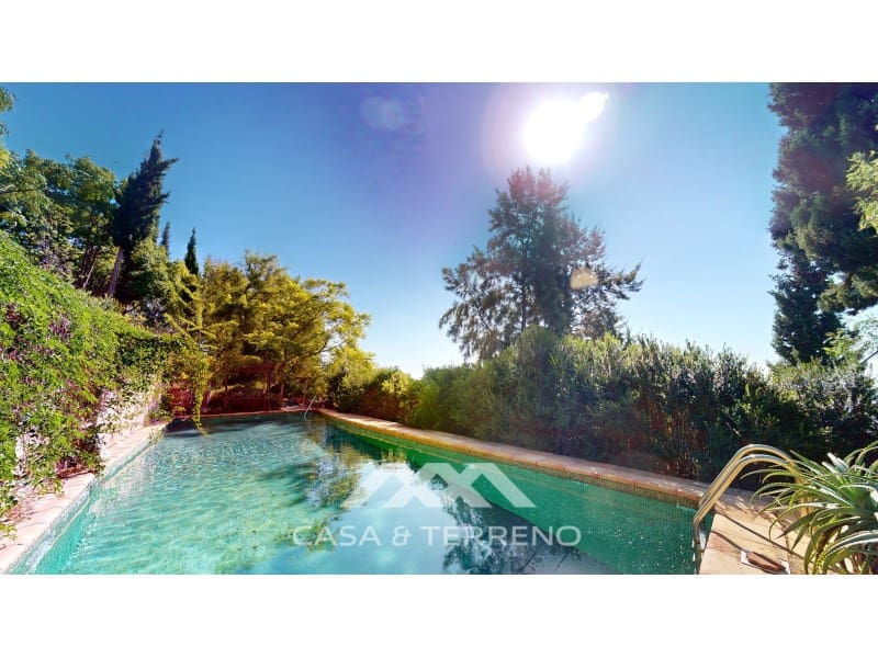 5 chambre Villa/Maison à vendre à Nerja avec piscine garage - 1 250 000 € (Ref: 7847533)