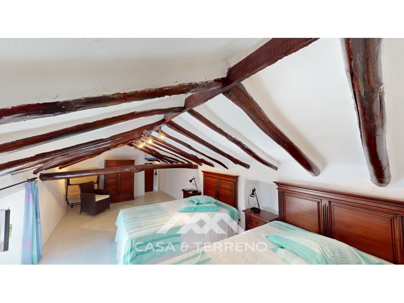 6 soveværelse Villa til salg i Iznajar - € 545.000 (Ref: 7898301)