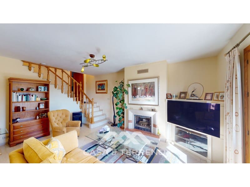 6 soveværelse Villa til salg i Iznajar - € 545.000 (Ref: 7898301)