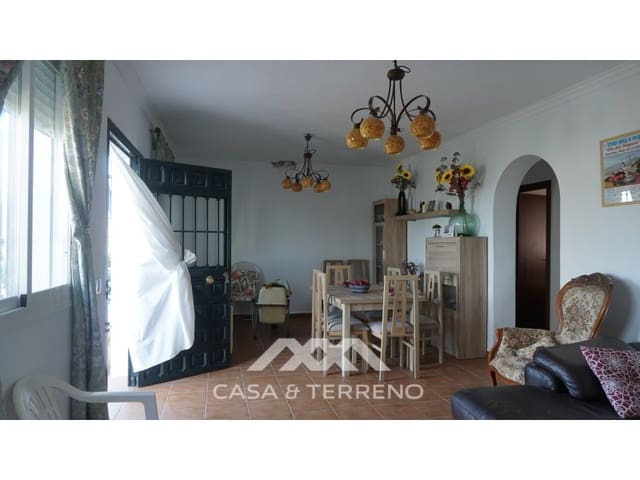 5 bedroom Finca/Country House for sale in Sayalonga - € 499,000 (Ref: 7929693)