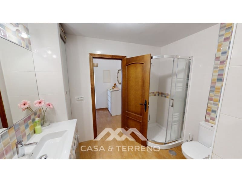 5 soveværelse Villa til salg i Arenas med swimmingpool garage - € 398.000 (Ref: 7955130)