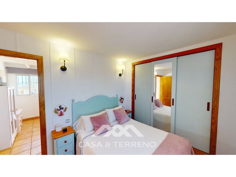 5 soveværelse Villa til salg i Arenas med swimmingpool garage - € 398.000 (Ref: 7955130)