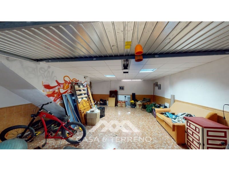 4 soveværelse Semi-Rækkehus til salg i Torre del Mar med garage - € 820.000 (Ref: 8005793)