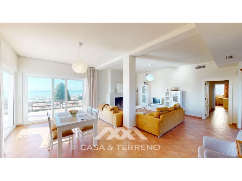 3 chambre Villa/Maison à vendre à Torrox-Costa avec garage - 675 000 € (Ref: 8052089)