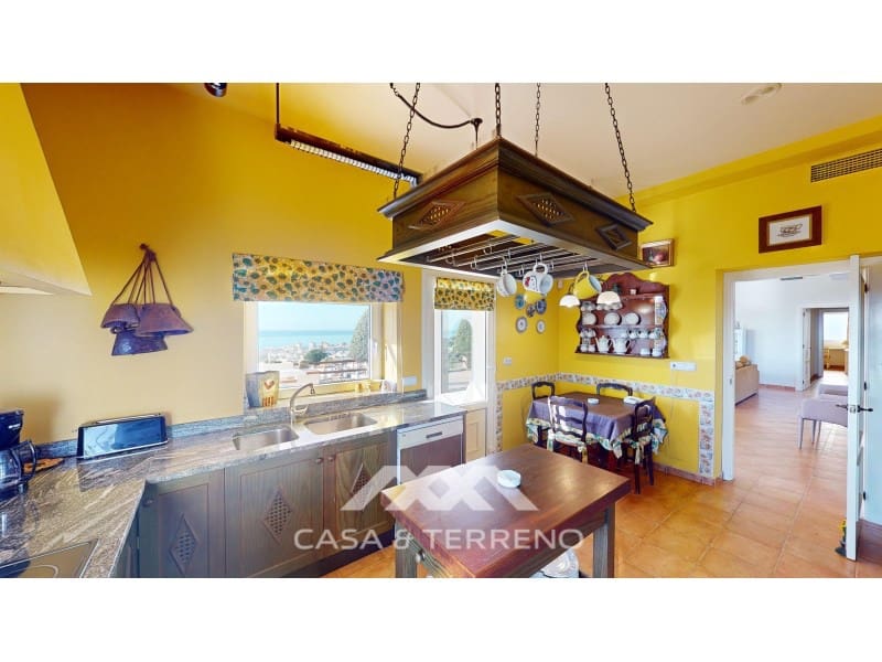 3 chambre Villa/Maison à vendre à Torrox-Costa avec garage - 675 000 € (Ref: 8052089)