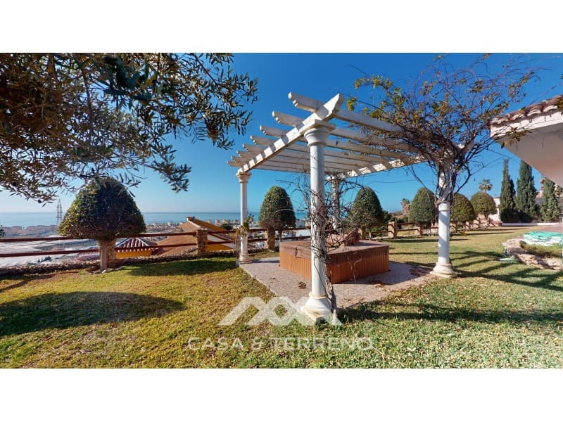 3 chambre Villa/Maison à vendre à Torrox-Costa avec garage - 675 000 € (Ref: 8052089)