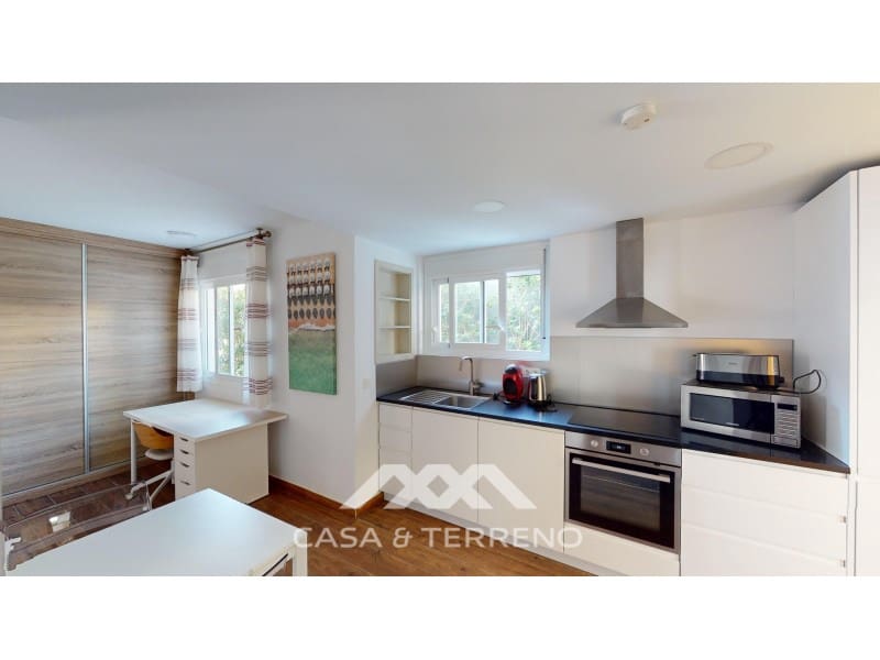 6 soveværelse Villa til salg i Caleta de Velez med swimmingpool garage - € 1.200.000 (Ref: 8066959)