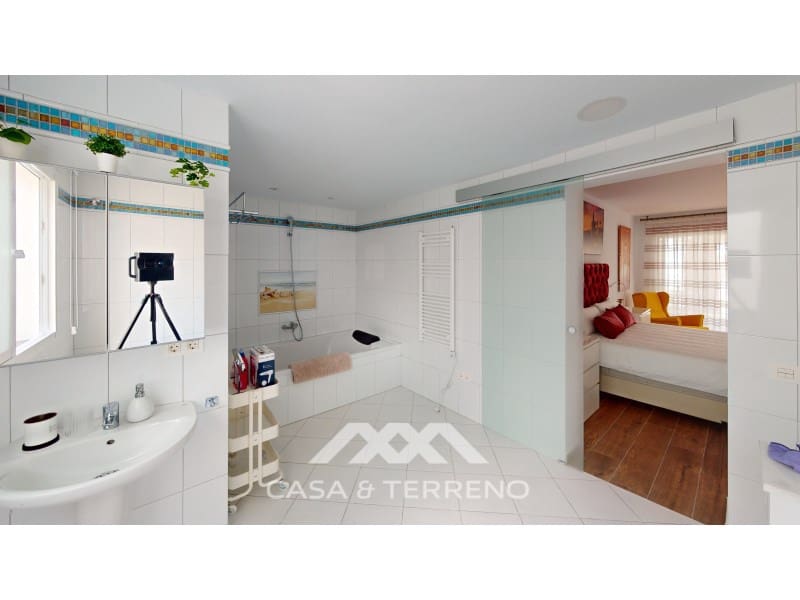 6 soveværelse Villa til salg i Caleta de Velez med swimmingpool garage - € 1.200.000 (Ref: 8066959)