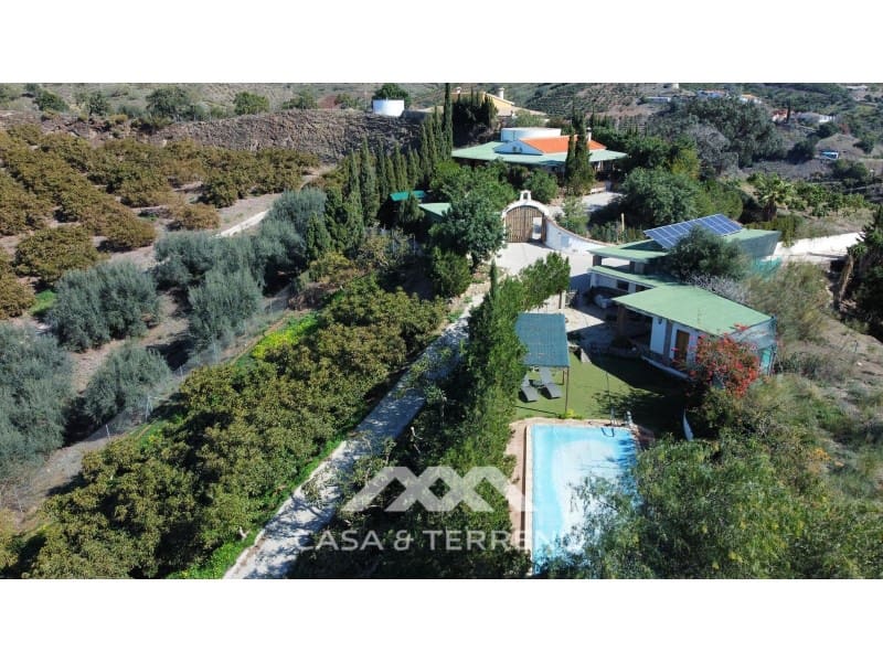1 bedroom Villa for sale in Benajarafe, VélezMálaga with pool garage