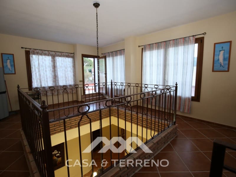 6 soveværelse Villa til salg i Benamargosa med garage - € 478.000 (Ref: 8142710)