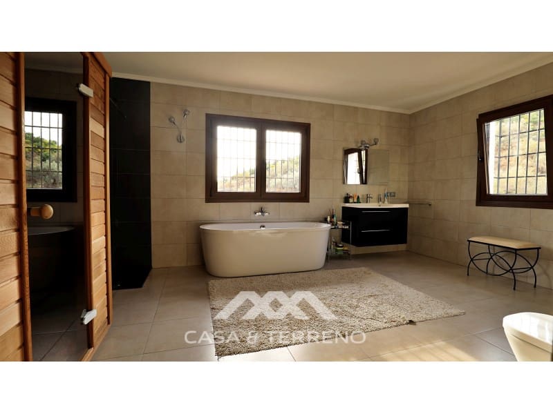 7 soveværelse Guesthouse/B & B til salg i Torrox med swimmingpool - € 880.000 (Ref: 8146344)