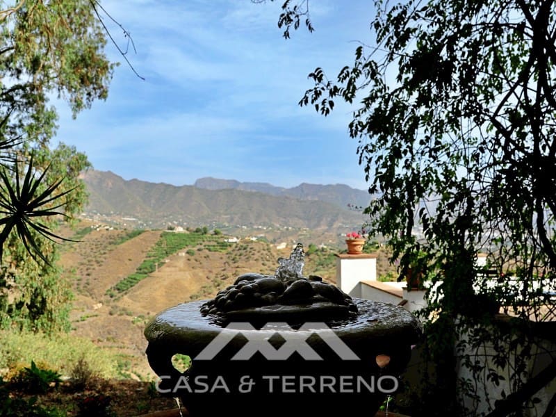7 soveværelse Guesthouse/B & B til salg i Torrox med swimmingpool - € 880.000 (Ref: 8146344)