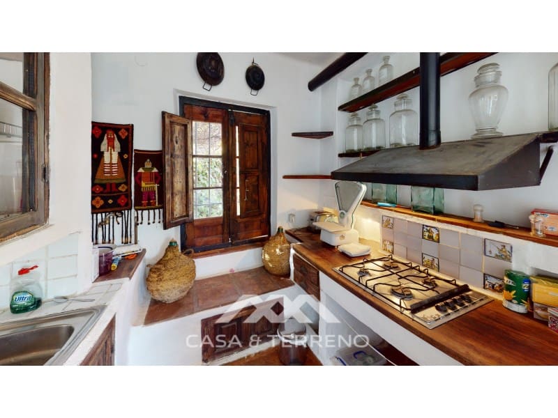 7 soveværelse Guesthouse/B & B til salg i Torrox med swimmingpool - € 880.000 (Ref: 8146344)