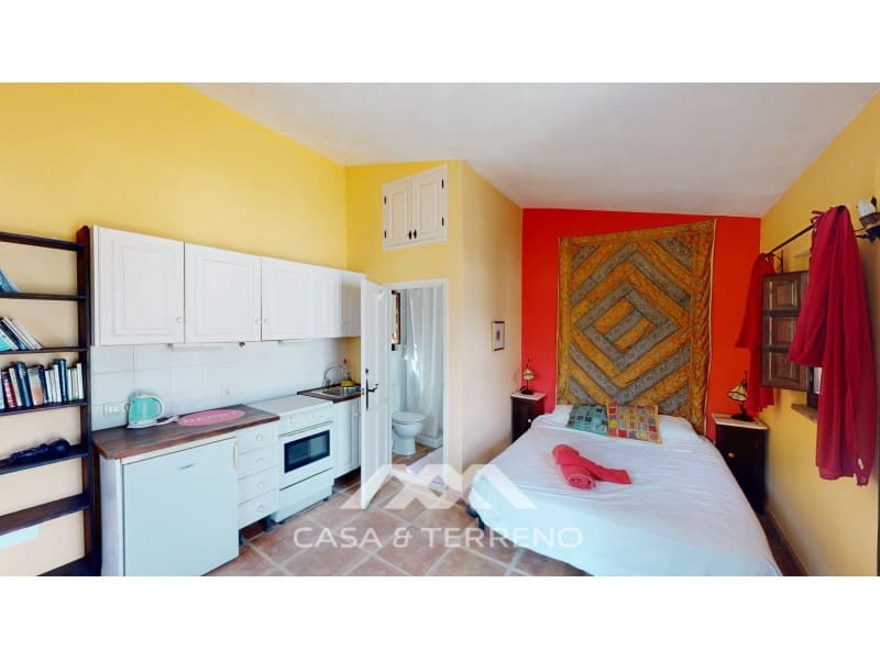 7 soveværelse Guesthouse/B & B til salg i Torrox med swimmingpool - € 880.000 (Ref: 8146344)