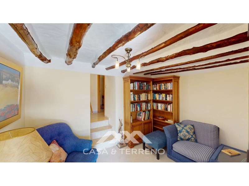 6 bedroom Guesthouse/B & B for sale in Iznajar - € 545,000 (Ref: 8146350)