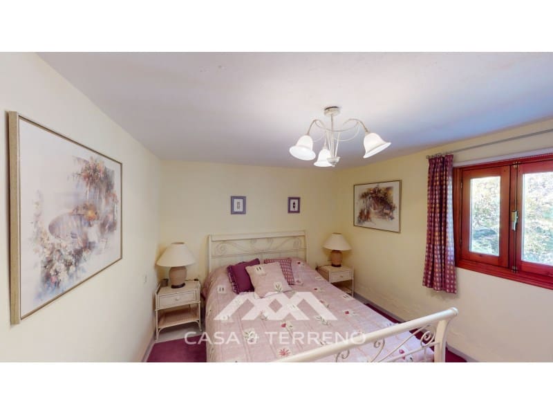 6 bedroom Guesthouse/B & B for sale in Iznajar - € 545,000 (Ref: 8146350)