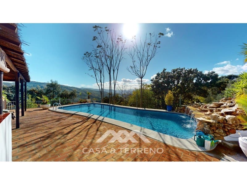 6 bedroom Guesthouse/B & B for sale in Iznajar - € 545,000 (Ref: 8146350)