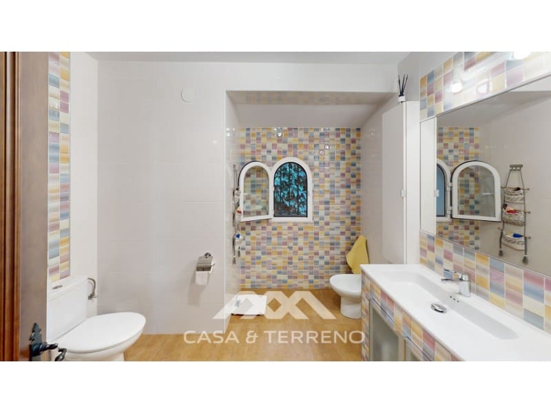 5 soveværelse Guesthouse/B & B til salg i Arenas med swimmingpool garage - € 398.000 (Ref: 8146351)