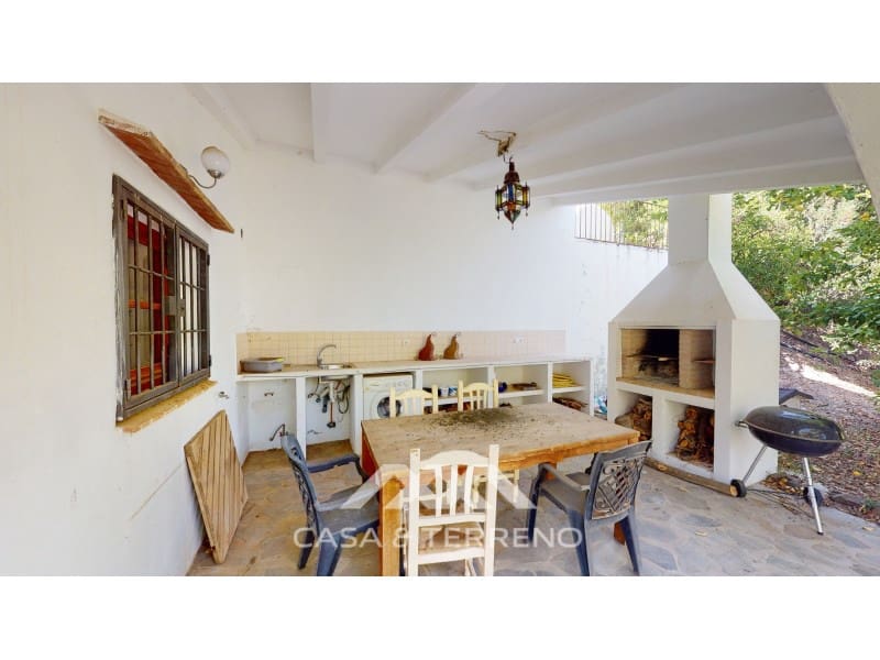 5 soveværelse Guesthouse/B & B til salg i Sedella med swimmingpool garage - € 398.000 (Ref: 8146352)