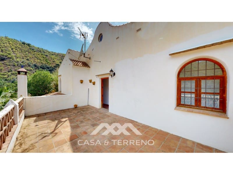 5 soveværelse Guesthouse/B & B til salg i Sedella med swimmingpool garage - € 398.000 (Ref: 8146352)