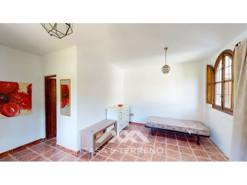 5 soveværelse Guesthouse/B & B til salg i Sedella med swimmingpool garage - € 398.000 (Ref: 8146352)