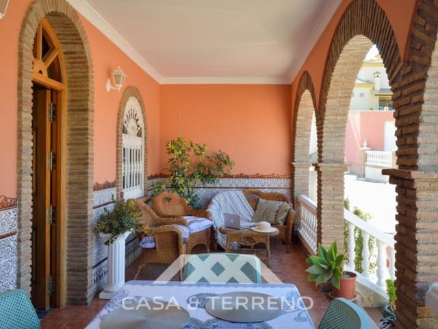 6 bedroom Guesthouse/B & B for sale in Viñuela with pool - € 349,000 (Ref: 8146353)