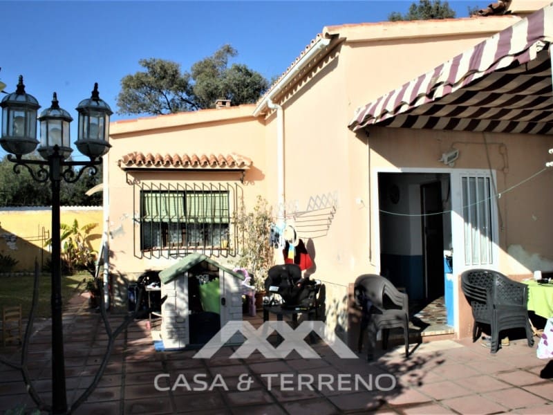 6 bedroom Guesthouse/B & B for sale in Benajarafe - € 950,000 (Ref: 8166073)