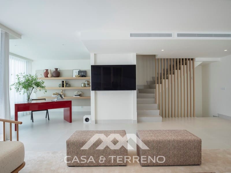 3 chambre Villa/Maison à vendre à Almunecar avec piscine garage - 1 350 000 € (Ref: 8184063)