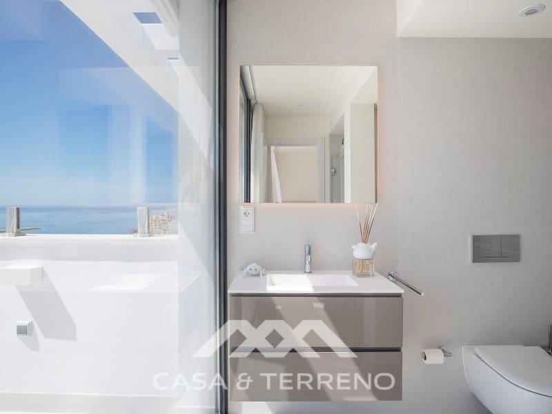 3 chambre Villa/Maison à vendre à Almunecar avec piscine garage - 1 350 000 € (Ref: 8184063)