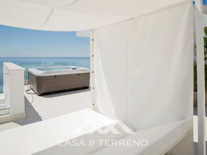 3 chambre Villa/Maison à vendre à Almunecar avec piscine garage - 1 350 000 € (Ref: 8184063)