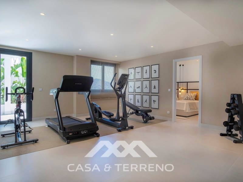 5 soveværelse Villa til salg i Almunecar med swimmingpool garage - € 2.850.000 (Ref: 8184064)