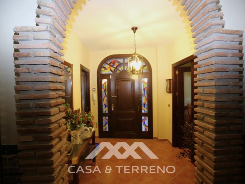 6 soveværelse Guesthouse/B & B til salg i Benamargosa med garage - € 478.000 (Ref: 8187467)