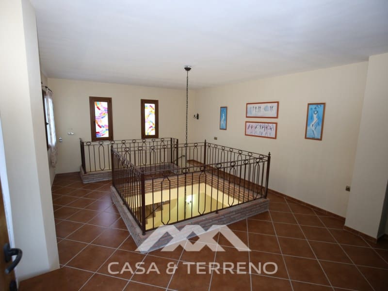 6 soveværelse Guesthouse/B & B til salg i Benamargosa med garage - € 478.000 (Ref: 8187467)