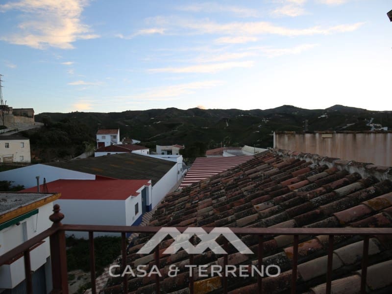 6 soveværelse Guesthouse/B & B til salg i Benamargosa med garage - € 478.000 (Ref: 8187467)