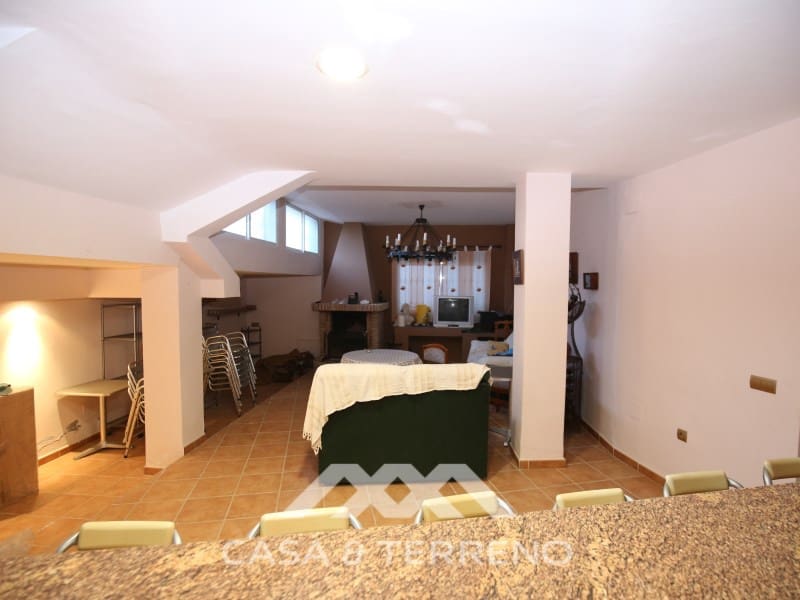 6 soveværelse Guesthouse/B & B til salg i Benamargosa med garage - € 478.000 (Ref: 8187467)