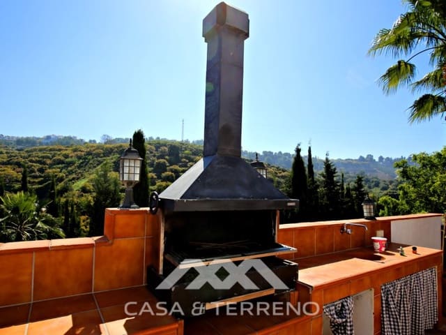 9 bedroom Guesthouse/B & B for sale in Frigiliana with pool - € 3,200,000 (Ref: 8187469)