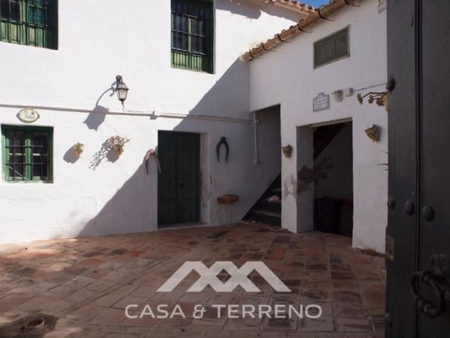 10 makuuhuone Majatalo/aamiaismajoitus myytävänä paikassa Almayate, Vélez-Málaga - 3 500 000 € (Ref: 8211683)