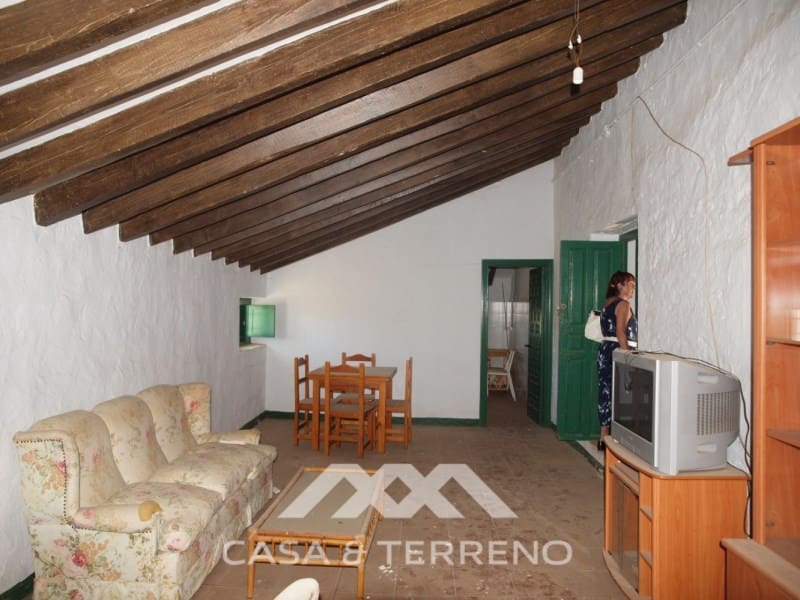 10 soveværelse Guesthouse/B & B til salg i Almayate - € 3.500.000 (Ref: 8211683)