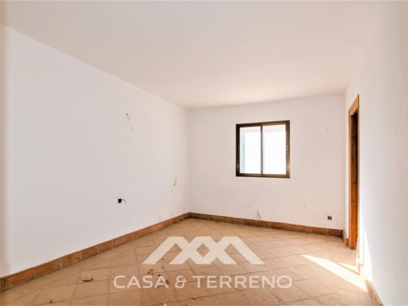 12 soveværelse Guesthouse/B & B til salg i Vinuela med garage - € 399.999 (Ref: 8211688)