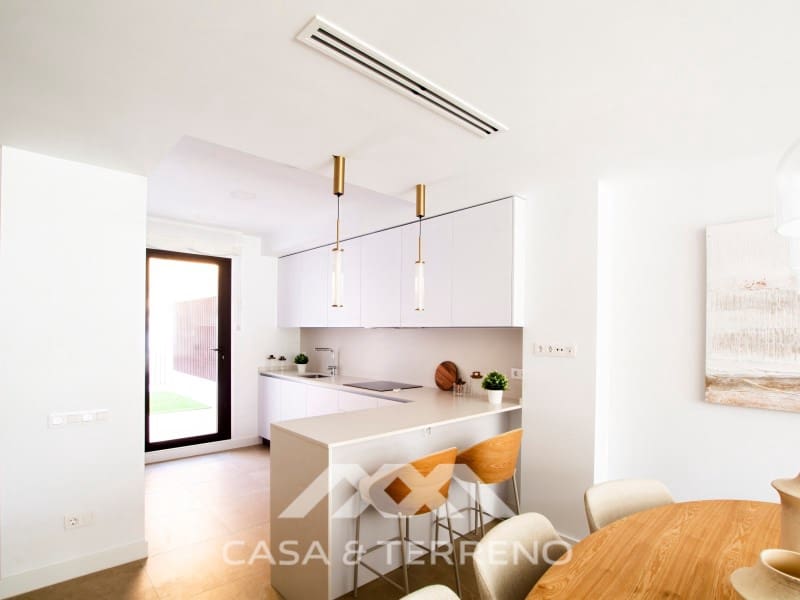 4 soverom Villa til salgs i Rincon de la Victoria med svømmebasseng garasje - € 705 000 (Ref: 8216162)