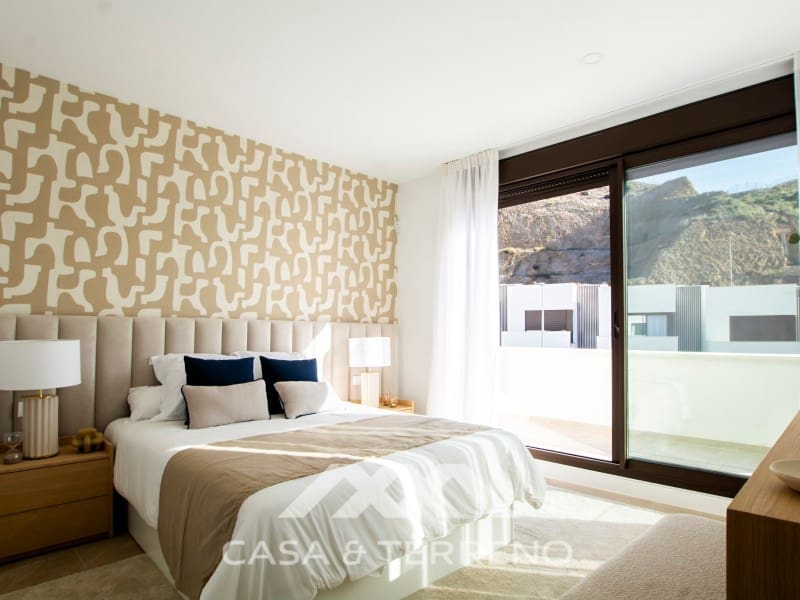 4 soverom Villa til salgs i Rincon de la Victoria med svømmebasseng garasje - € 705 000 (Ref: 8216162)