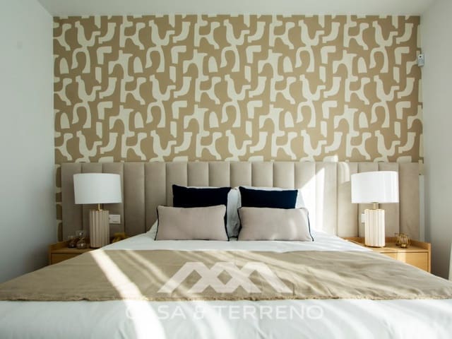 4 soverom Villa til salgs i Rincón de la Victoria med svømmebasseng garasje - € 705 000 (Ref: 8216162)