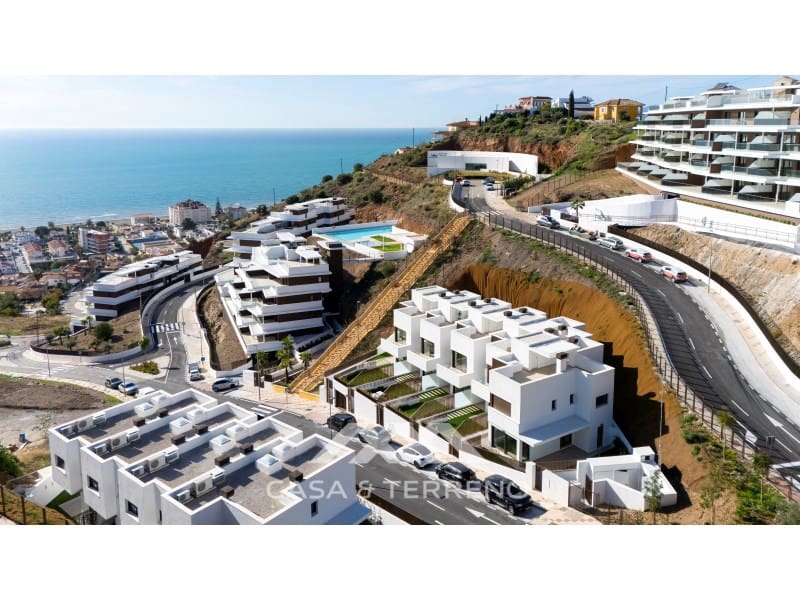 4 soverom Villa til salgs i Rincon de la Victoria med svømmebasseng garasje - € 705 000 (Ref: 8216162)