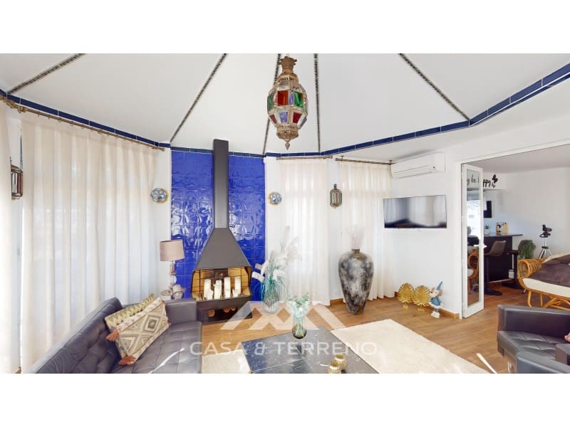 6 soveværelse Guesthouse/B & B til salg i Caleta de Velez med swimmingpool garage - € 1.200.000 (Ref: 8222901)