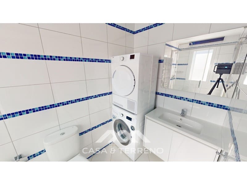 6 soveværelse Guesthouse/B & B til salg i Caleta de Velez med swimmingpool garage - € 1.200.000 (Ref: 8222901)